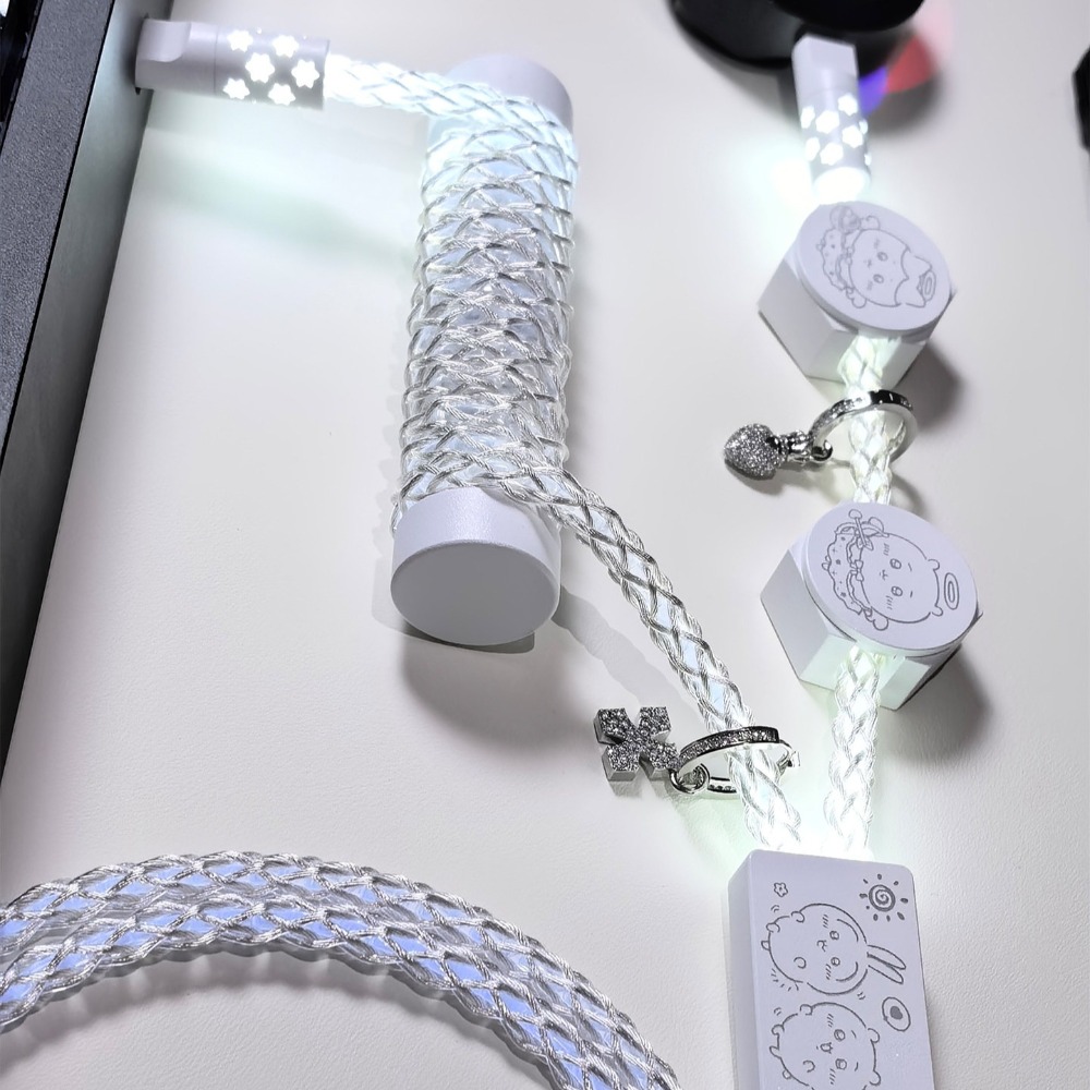 Gaming Accessories White - Cavo Tastiera Magnetico D40 con Luce