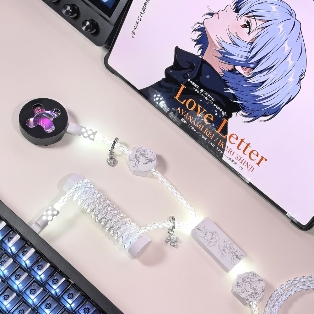 Cavo Tastiera Magnetico D40 co - Gaming Accessories White recensione e prezzo